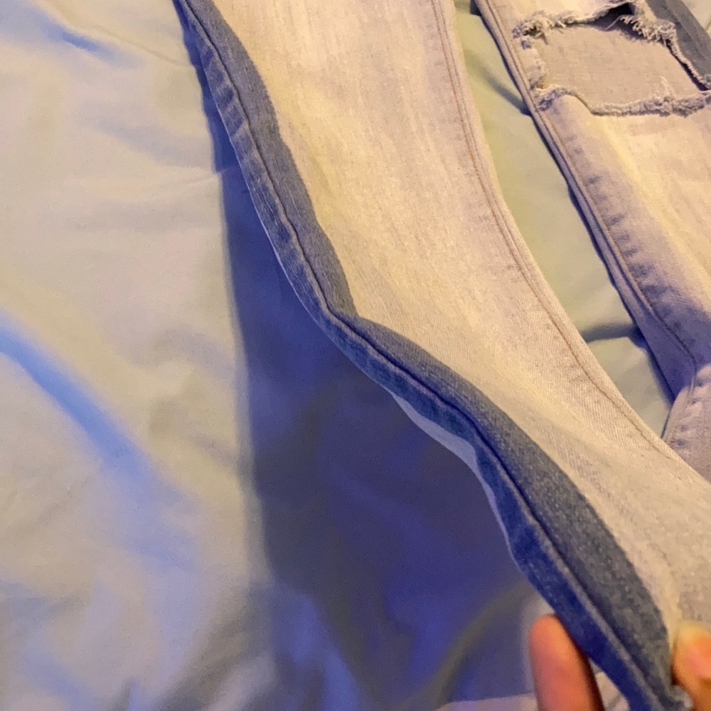 ripped jeans - Picture 2 of 2